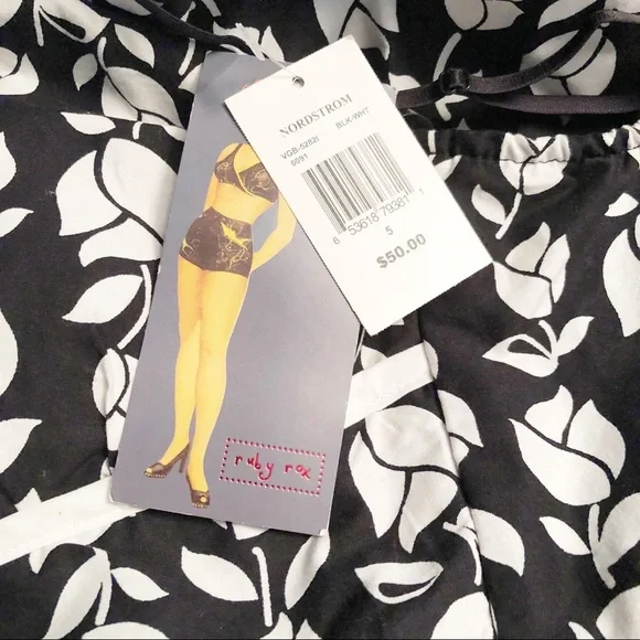 Ruby Rox Floral Spaghetti Strap Junior Dress NWT - Picture 5 of 5